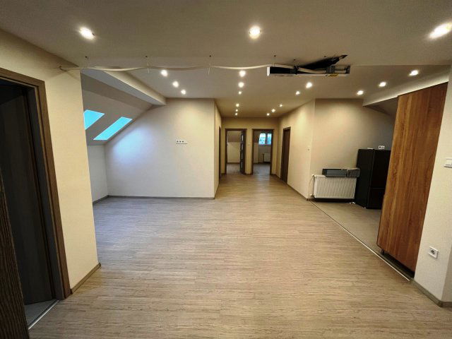 Eladó téglalakás, Jászberényben, Szent Imre Herceg úton 55 M Ft