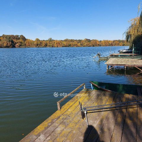 Eladó nyaraló, Dömsödön 51.9 M Ft, 2+1 szobás