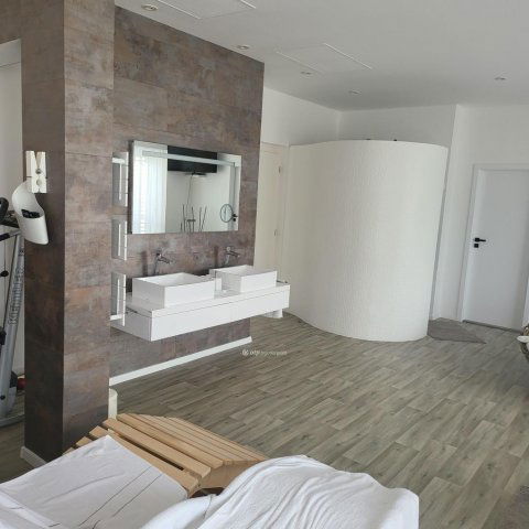 Eladó családi ház, Debrecenben 850 M Ft, 4 szobás