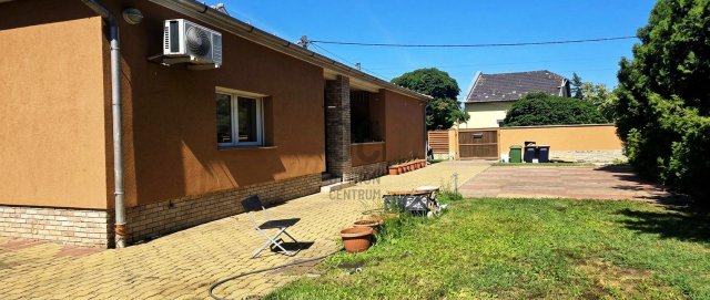 Eladó családi ház, Budapesten, XX. kerületben 139.99 M Ft