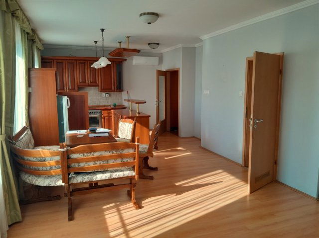 Eladó téglalakás, Debrecenben 79.9 M Ft, 2 szobás