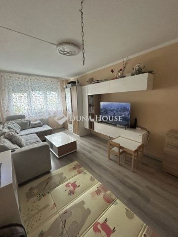 Eladó panellakás, Budapesten, III. kerületben 72.5 M Ft, 2 szobás