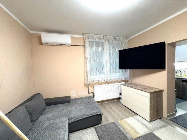 Eladó téglalakás, Miskolcon 39.99 M Ft, 2+1 szobás