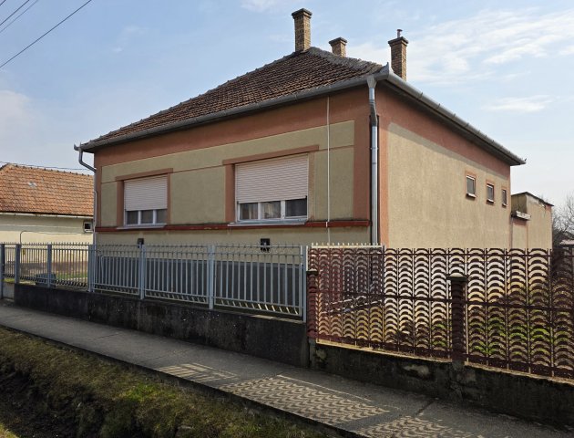 Eladó családi ház, Rakamazon 28.5 M Ft, 2+1 szobás