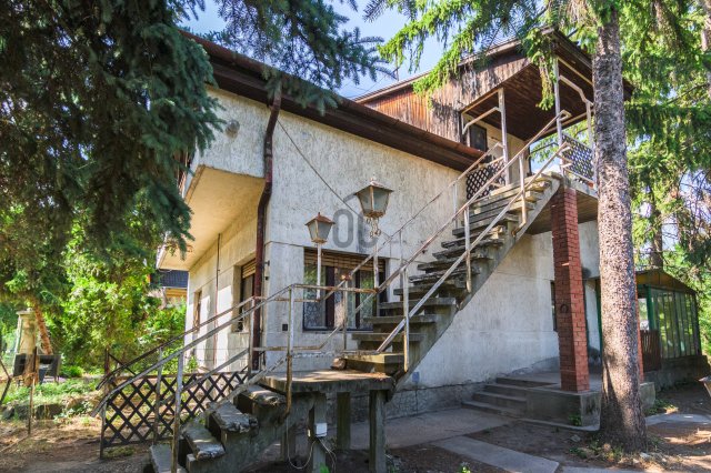 Eladó családi ház, Gödön 90 M Ft, 5 szobás