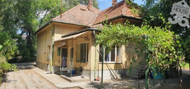 Eladó ipari ingatlan, Izsákon 210 M Ft / költözzbe.hu