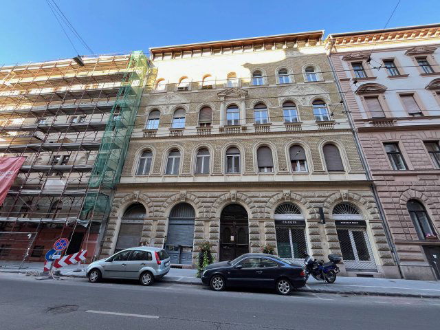 Eladó téglalakás, Budapesten, VI. kerületben 194.9 M Ft