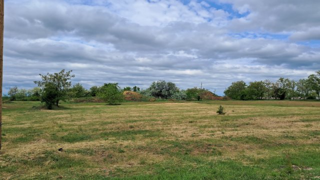 Eladó telek, Tiszatenyőn 7.5 M Ft / költözzbe.hu