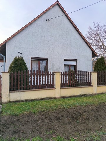 Eladó családi ház, Nagydobszán 28 M Ft, 2+1 szobás