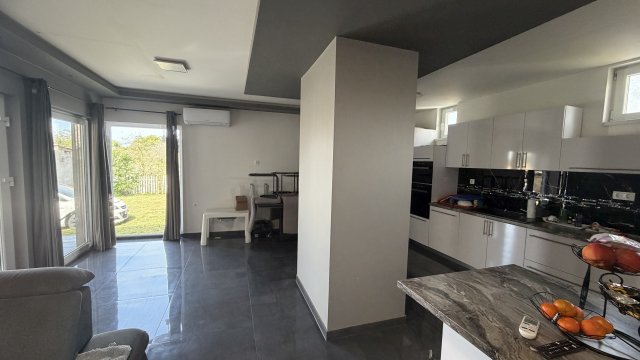 Eladó családi ház, Sükösdön 42 M Ft, 3 szobás