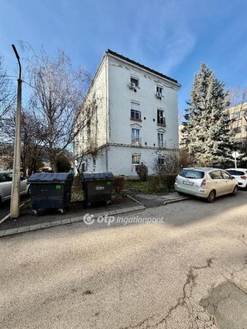 Eladó téglalakás, Salgótarjánban 19.9 M Ft, 2 szobás