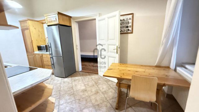 Eladó téglalakás, Budapesten, VI. kerületben 128.397 M Ft