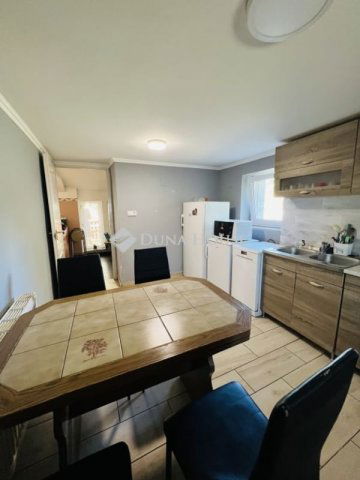 Eladó családi ház, Földeákon 21.99 M Ft, 4 szobás