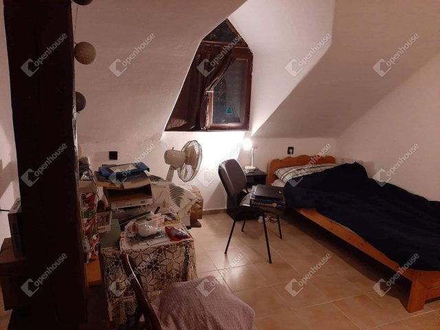Eladó családi ház, Kaposváron 44.9 M Ft, 5 szobás