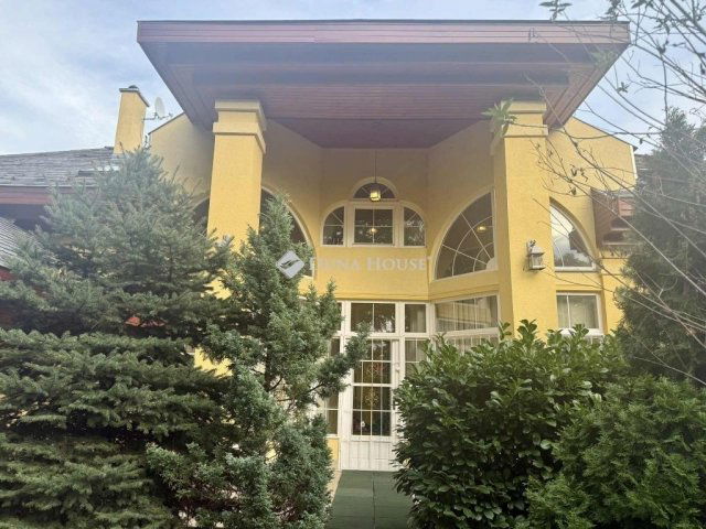 Eladó családi ház, Budapesten, XVIII. kerületben 299 M Ft