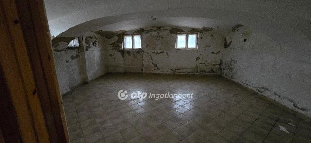 Eladó sorház, Debrecenben 162 M Ft, 7 szobás