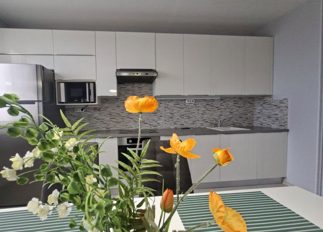 Eladó panellakás, Debrecenben, István úton 62.9 M Ft, 2+1 szobás