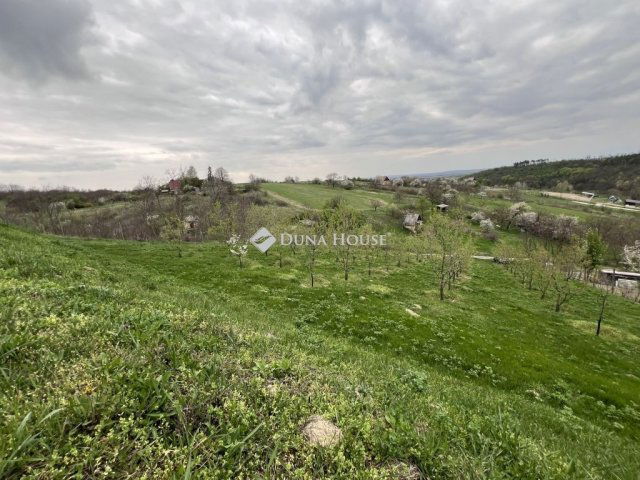 Eladó telek, Nyergesújfaluban 17.4 M Ft / költözzbe.hu