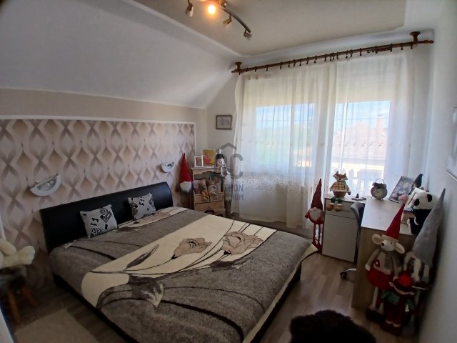 Eladó családi ház, Nádudvaron 59.9 M Ft, 4 szobás