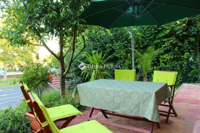 Eladó családi ház, Alsóörsön 156.7 M Ft, 4 szobás