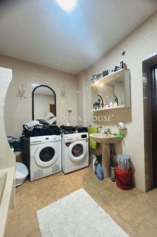 Eladó családi ház, Lajosmizsén 129 M Ft, 5 szobás