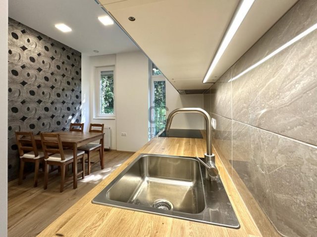 Eladó téglalakás, Budapesten, I. kerületben 199.5 M Ft, 3 szobás