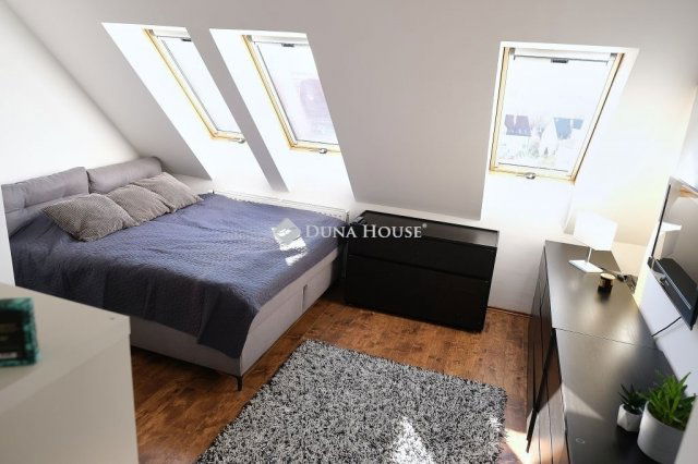 Eladó téglalakás, Budapesten, XVI. kerületben 180 M Ft, 3 szobás