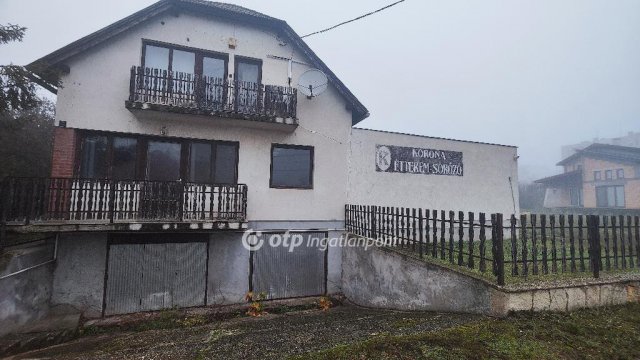 Eladó családi ház, Hajmáskéren 64.9 M Ft, 3+1 szobás