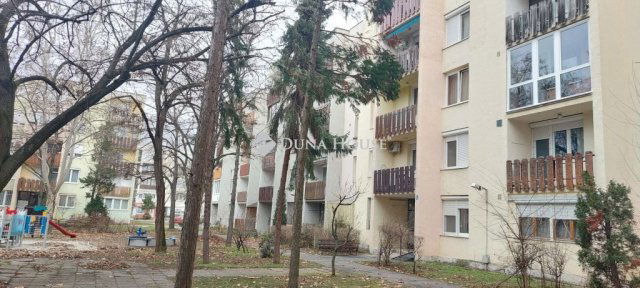 Eladó téglalakás, Tatabányán, Vadász utcában 44.8 M Ft