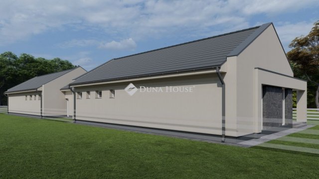 Eladó ikerház, Nyíregyházán 94 M Ft, 1+3 szobás