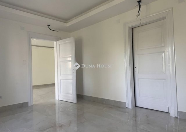 Eladó családi ház, Budapesten, XI. kerületben 1400 M Ft