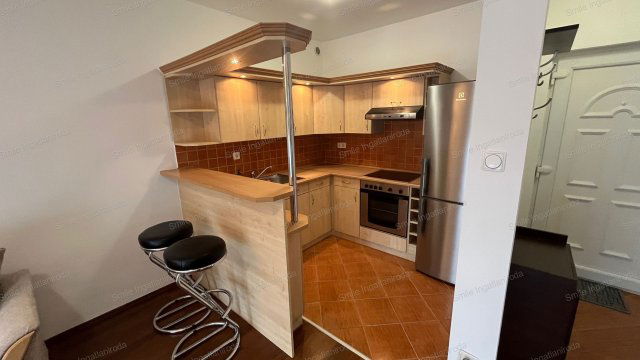 Kiadó téglalakás, albérlet, Nyíregyházán 160 E Ft / hó