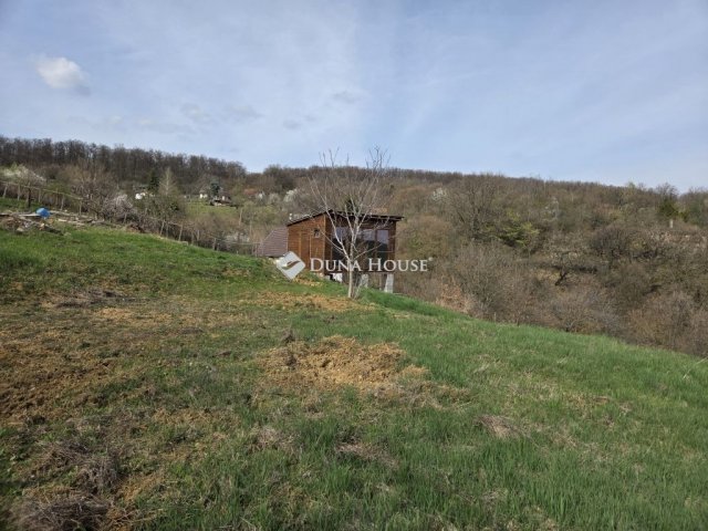 Eladó telek, Pécsett 9.9 M Ft / költözzbe.hu