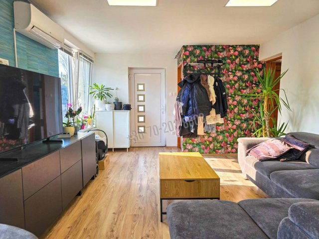 Eladó családi ház, Budapesten, XV. kerületben 126 M Ft, 4 szobás