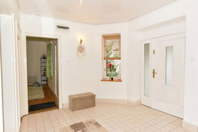 Eladó családi ház, Örvényesen 69.9 M Ft, 2+1 szobás