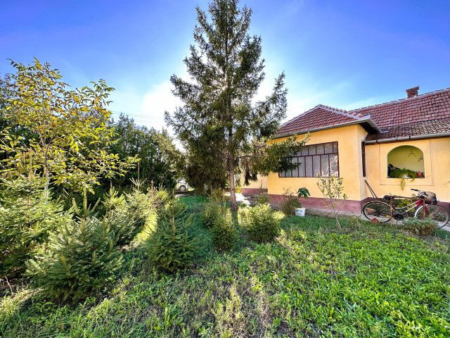 Eladó családi ház, Sarkadon 8.2 M Ft, 2 szobás