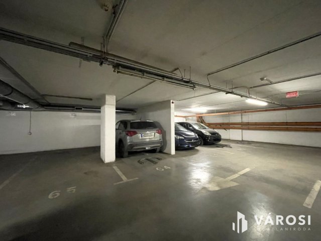 Eladó garázs, Budapesten, XIII. kerületben 8.5 M Ft