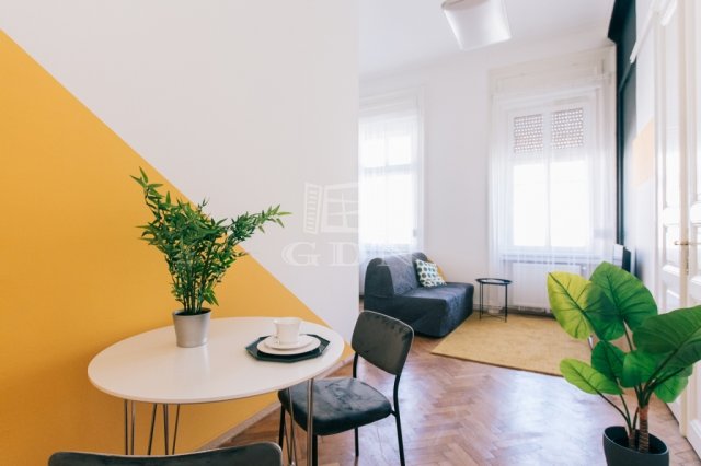 Eladó téglalakás, Budapesten, VII. kerületben 99.9 M Ft