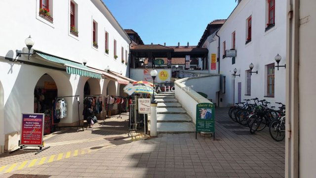 Kiadó üzlethelyiség, Sopronban 50 E Ft / hó