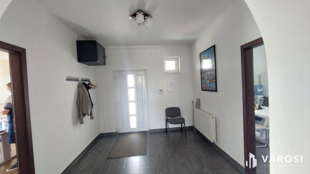 Eladó iroda, Debrecenben 245 M Ft, 7 szobás / költözzbe.hu