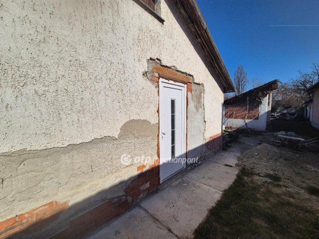 Eladó családi ház, Szentesen 30.9 M Ft, 4+1 szobás