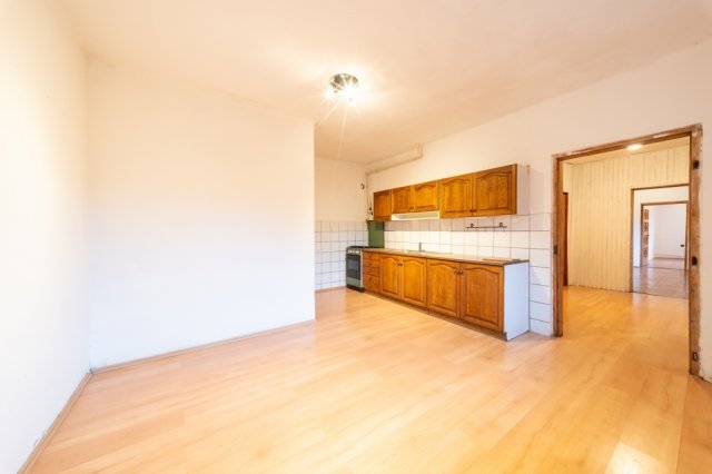 Eladó családi ház, Miskolcon 84.9 M Ft, 7 szobás