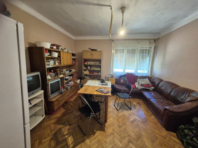 Eladó családi ház, Mogyoródon 64.99 M Ft, 6 szobás