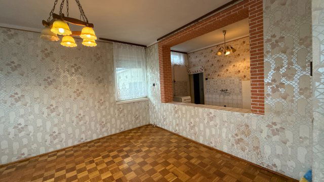 Eladó családi ház, Ecséden 49.9 M Ft, 3 szobás