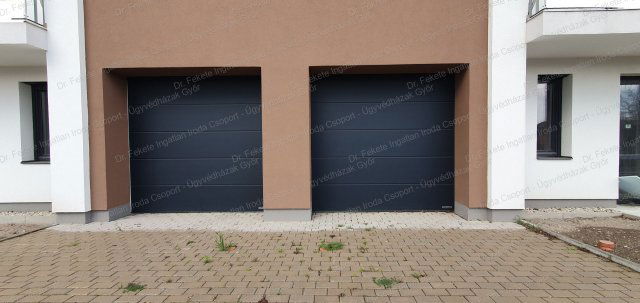 Eladó ikerház, Győrött 118 M Ft, 5 szobás