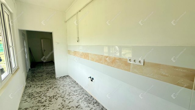 Eladó családi ház, Pándon 31.5 M Ft, 3 szobás