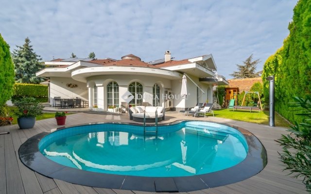 Eladó családi ház, Budapesten, XVIII. kerületben 309.9 M Ft