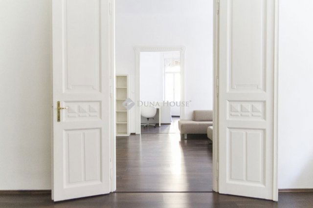 Eladó téglalakás, Budapesten, XIII. kerületben 129 M Ft