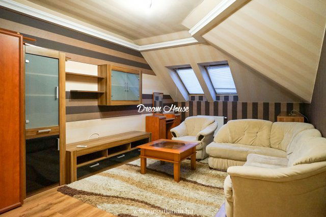 Kiadó téglalakás, albérlet, Nyíregyházán 130 E Ft / hó