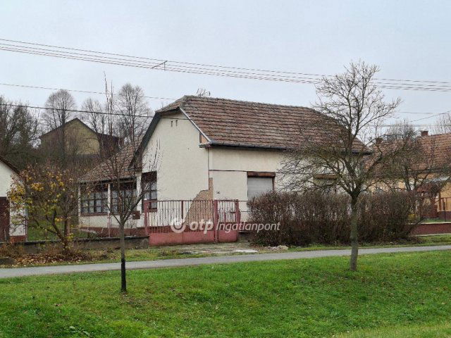 Eladó családi ház, Csitáron 13 M Ft, 5 szobás